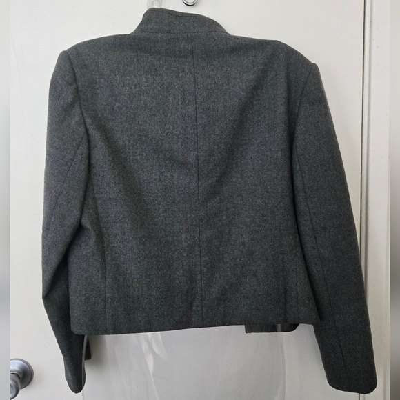 Louis Fèraud Gray Embroidered Women's Jacket - Picture 3 of 3